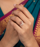 புத்திசாலித்தனமான வைர நெக்லஸ்