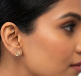 Royal Fleur 18kt Diamond Stud