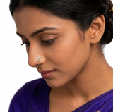 Lovely Leaf-Shaped Nose Pin