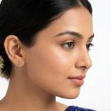 GLITTERING DIAMOND STUDS