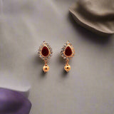 MANIKA DIAMOND STUDS