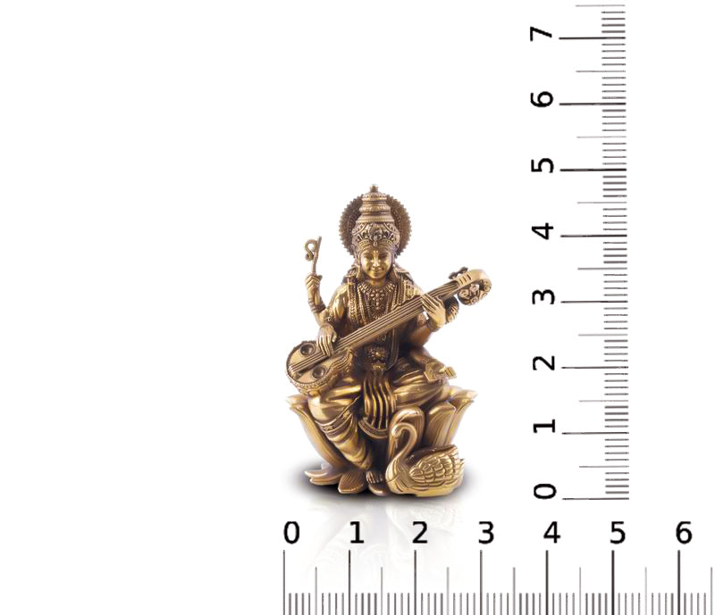 Goddess Saraswati Idol